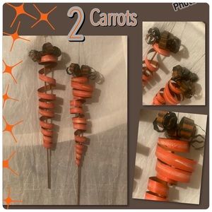 2 Super Cute Hanging Metal Carrots